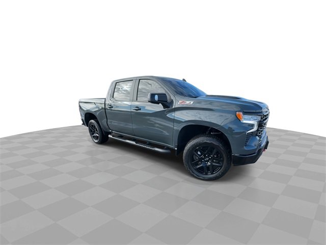 2025 Chevrolet Silverado 1500 LT Trail Boss photo 2
