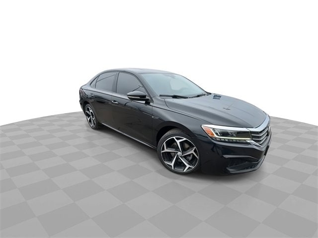 Used 2020 Volkswagen Passat R-Line with VIN 1VWMA7A30LC014819 for sale in Hodgkins, IL