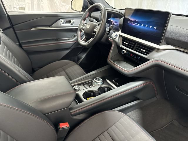 2025 Ford Explorer ST-LINE - Photo 32