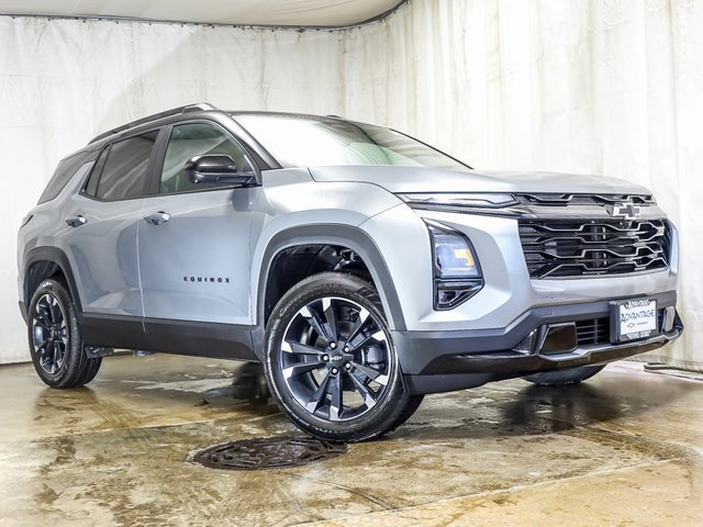 2026 Chevrolet Equinox RS photo 2