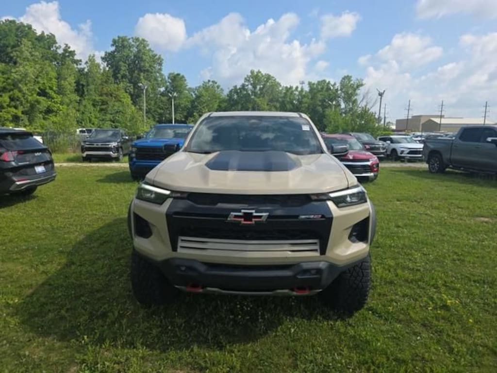 Used 2024 Chevrolet Colorado ZR2 Truck