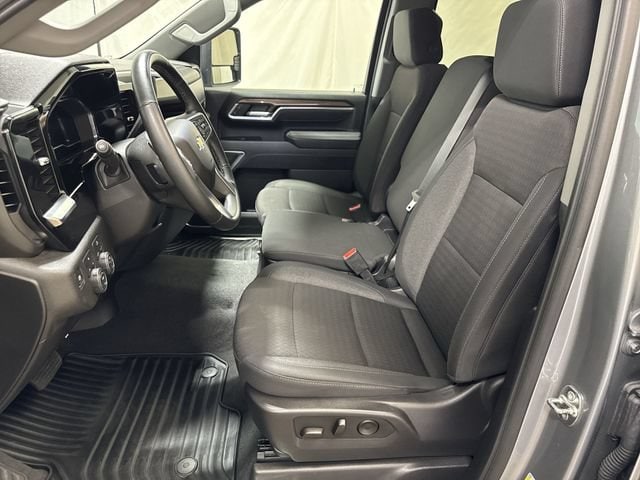 2025 Chevrolet Silverado 2500HD LT - Photo 10
