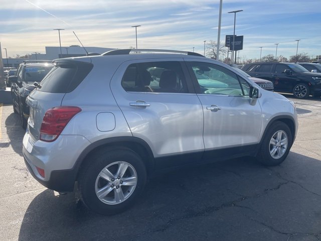 Used 2018 Chevrolet Trax LT with VIN KL7CJLSB7JB555668 for sale in Hodgkins, IL