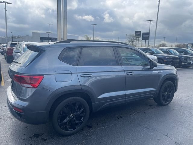 Used 2023 Volkswagen Taos S with VIN 3VVAX7B24PM330658 for sale in Hodgkins, IL