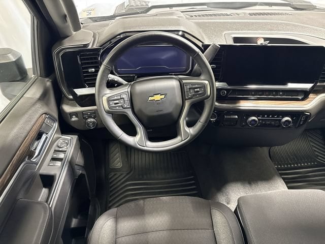 2025 Chevrolet Silverado 2500HD LT - Photo 14