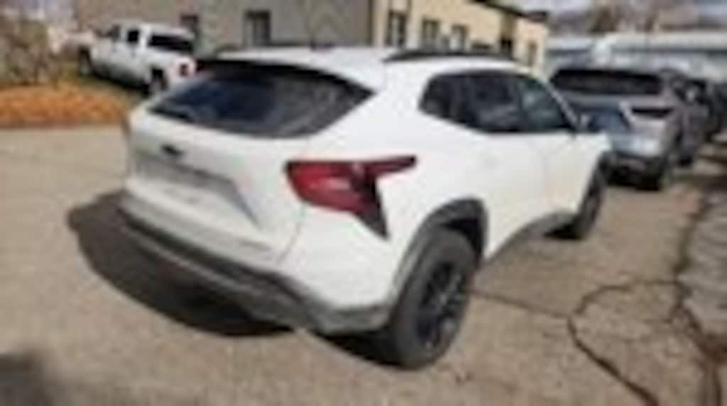 Used 2024 Chevrolet Trax Activ SUV