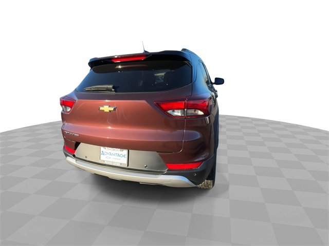 2022 Chevrolet Trailblazer LT photo 2