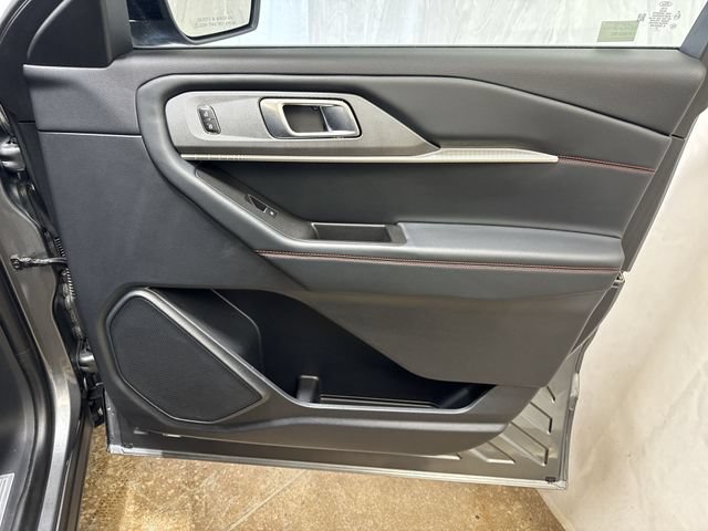 2025 Ford Explorer ST-LINE - Photo 31