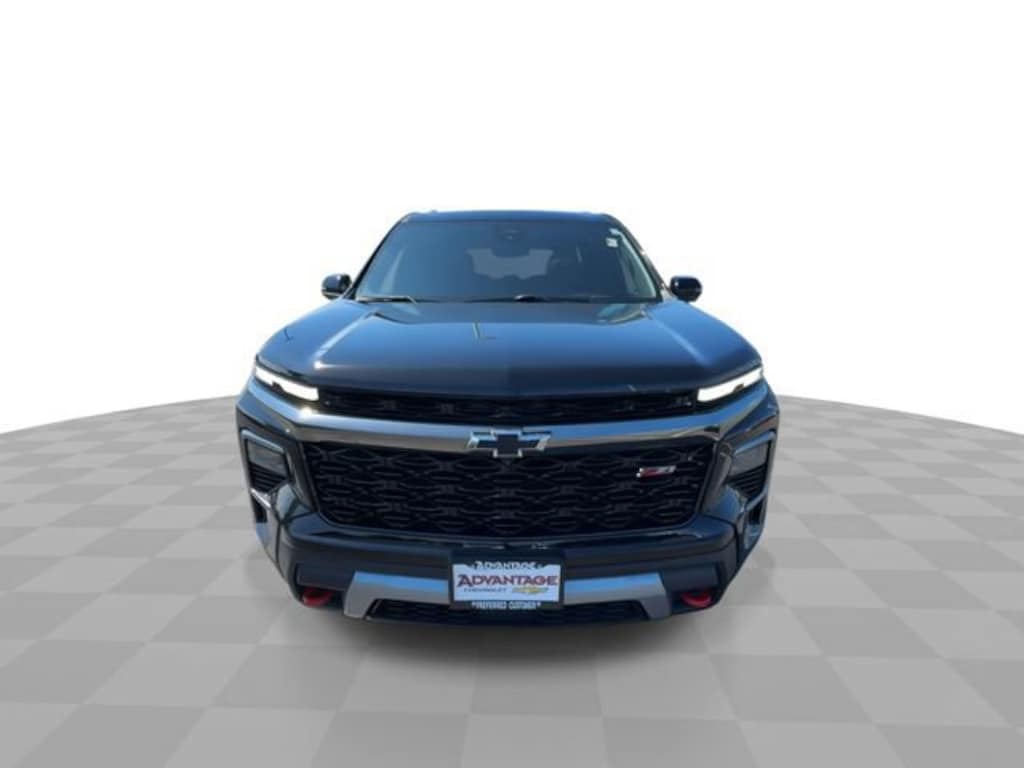 Used 2025 Chevrolet Traverse Z71 SUV