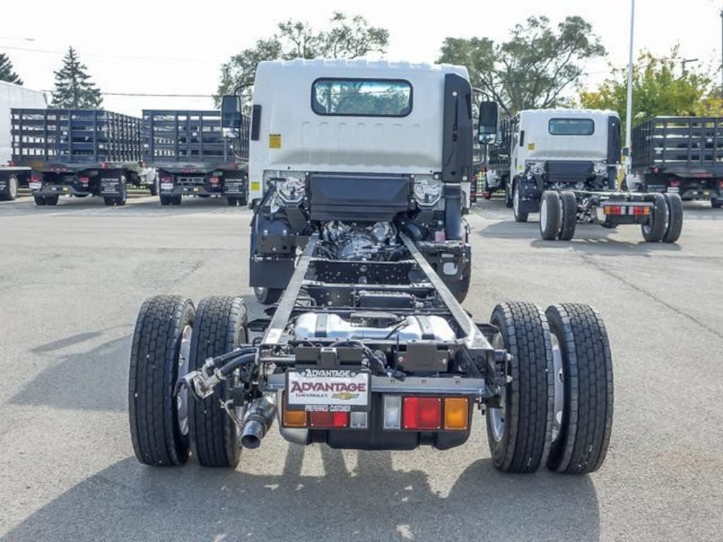 New 2025 Chevrolet Low Cab Forward 4500 HG Truck