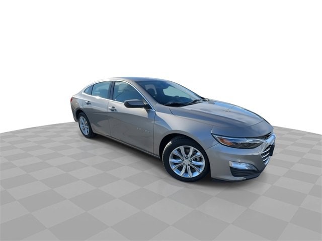 Used 2023 Chevrolet Malibu 1LT with VIN 1G1ZD5ST8PF211981 for sale in Hodgkins, IL