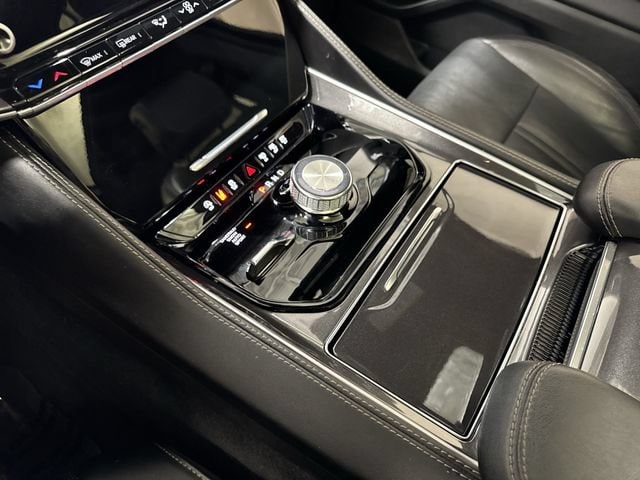 2023 Jeep Wagoneer Series I - Photo 23