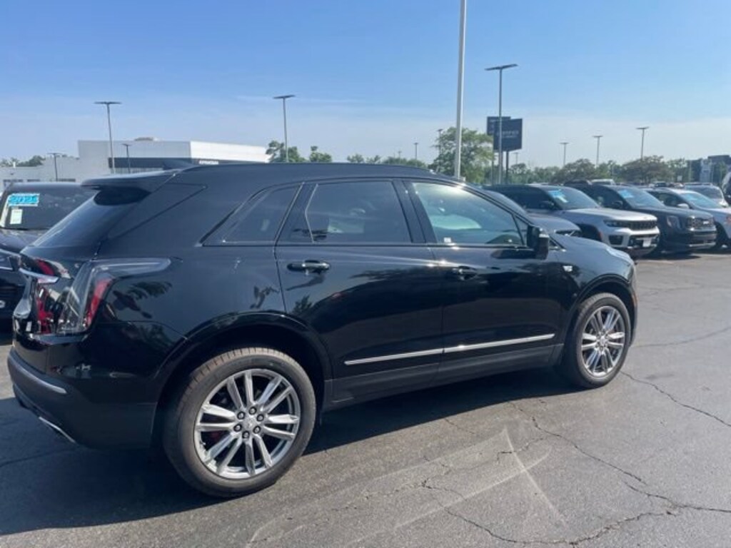 Used 2023 CADILLAC XT5 Sport SUV