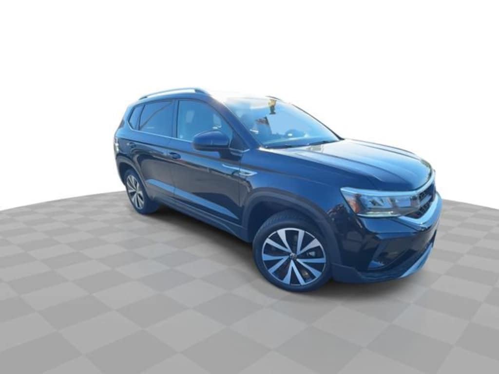 Used 2024 Volkswagen Taos SE