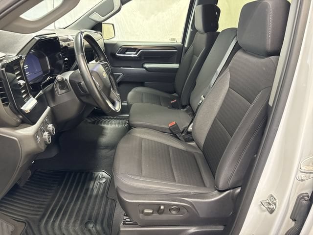 2025 Chevrolet Silverado 1500 LT - Photo 10