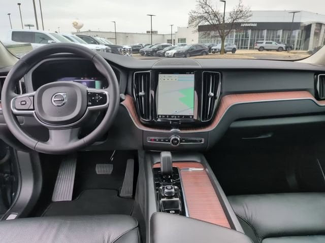 2024 Volvo XC60 Plus - Photo 34