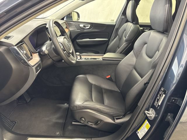 2024 Volvo XC60 Plus - Photo 10