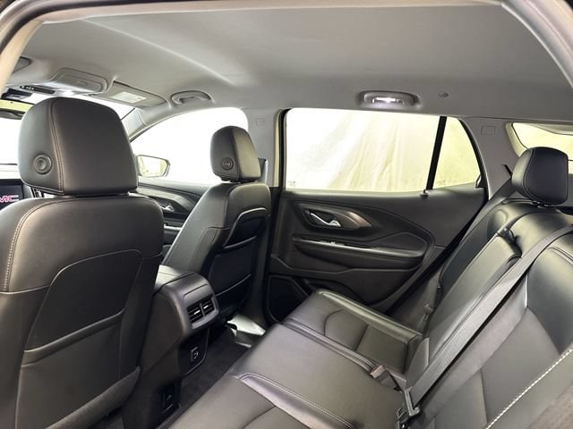 2024 GMC Terrain SLT - Photo 13