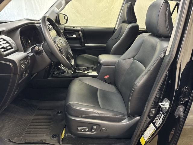 2021 Toyota 4Runner Night Shade - Photo 10