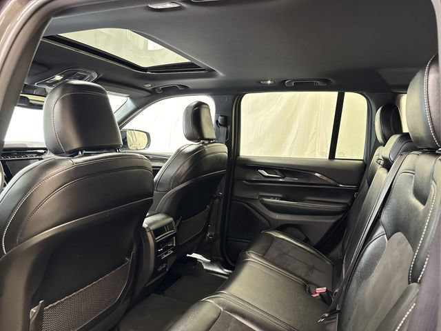 2023 Jeep Grand Cherokee Altitude - Photo 14