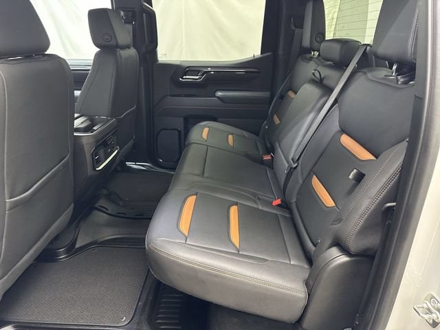 2025 GMC Sierra 1500 AT4 - Photo 12