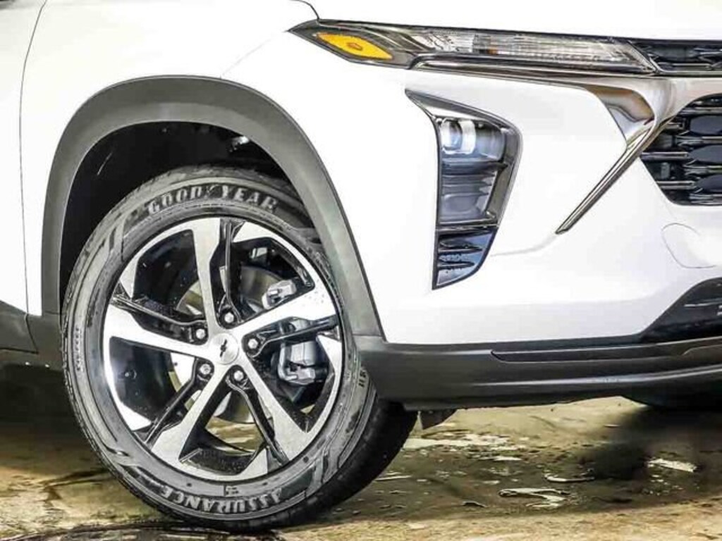 New 2026 Chevrolet Trax 1RS SUV
