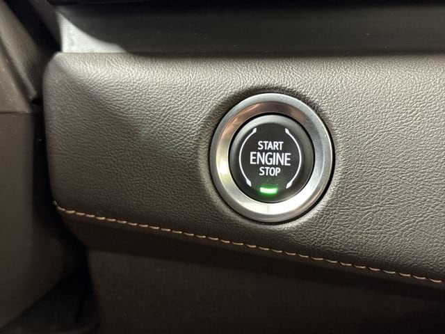 2022 Cadillac Escalade Premium Luxury - Photo 17
