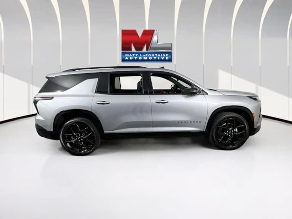 Used 2026 Chevrolet Traverse RS SUV