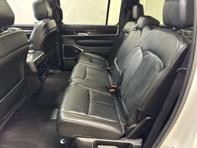 2023 Jeep Wagoneer Series I - Photo 13