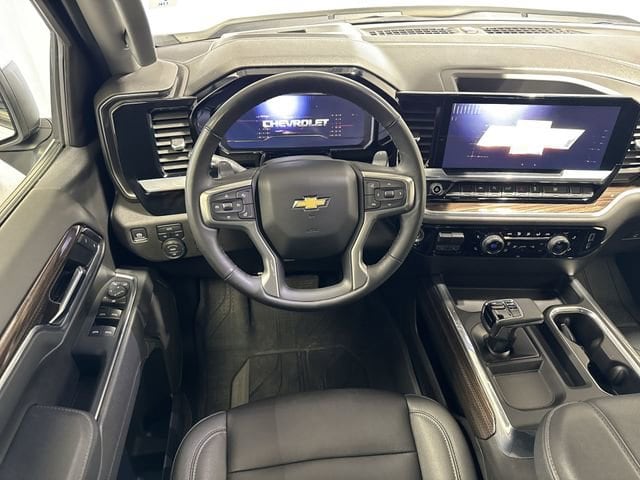 2025 Chevrolet Silverado 1500 LT - Photo 14