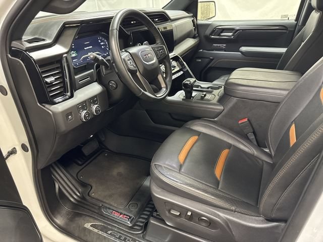 2025 GMC Sierra 1500 AT4 - Photo 11