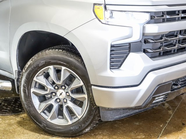 2026 Chevrolet Silverado 1500 RST photo 3