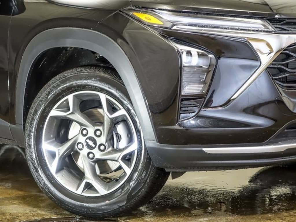 New 2026 Chevrolet Trax LT SUV