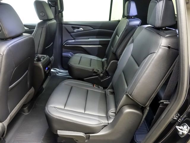 2026 Chevrolet Traverse LT - Photo 9