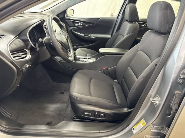 2024 Chevrolet Malibu 1LT - Photo 10