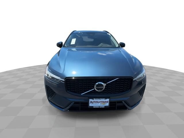 2024 Volvo XC60 Plus - Photo 3