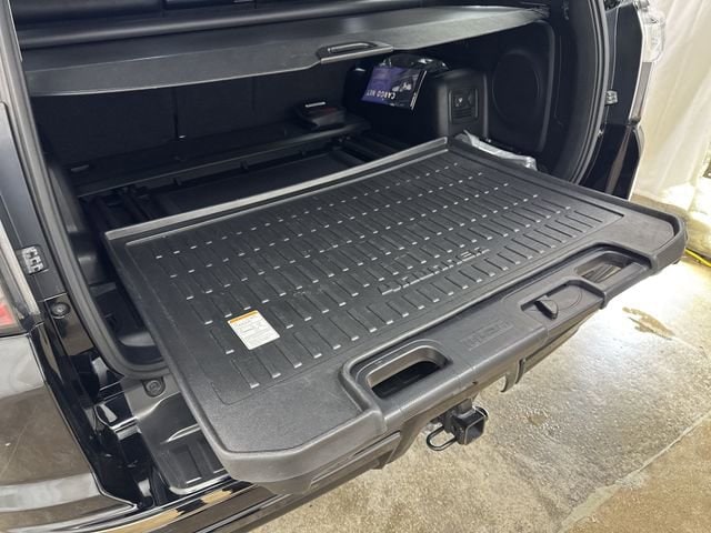 2021 Toyota 4Runner Night Shade - Photo 25