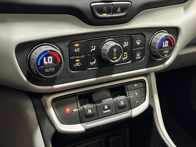 2023 GMC Terrain SLE - Photo 20