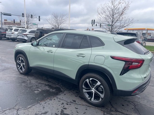 2024 Chevrolet Trax photo 3