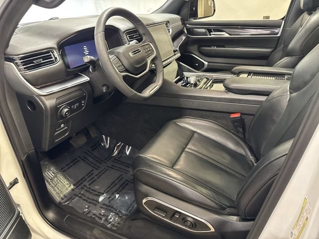 2023 Jeep Wagoneer Series I - Photo 12
