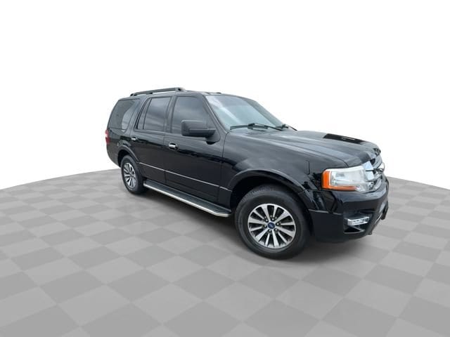 Used 2017 Ford Expedition XLT with VIN 1FMJU1JT6HEA75545 for sale in Hodgkins, IL