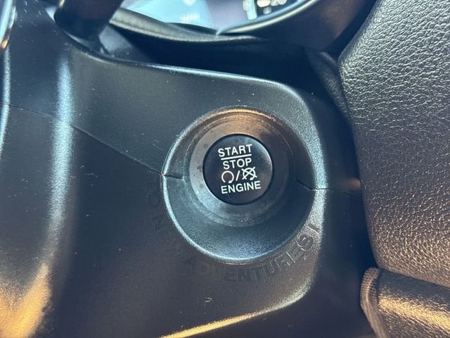 2022 Jeep Renegade Latitude - Photo 19