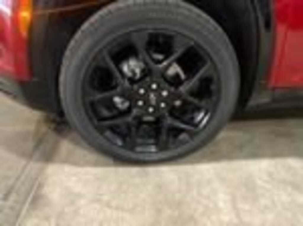 Used 2024 Chevrolet Traverse RS SUV