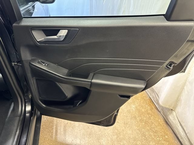 2023 Ford Escape ST-Line - Photo 25