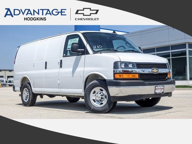 2025 Chevrolet Express 2500 Work Van HD's photo