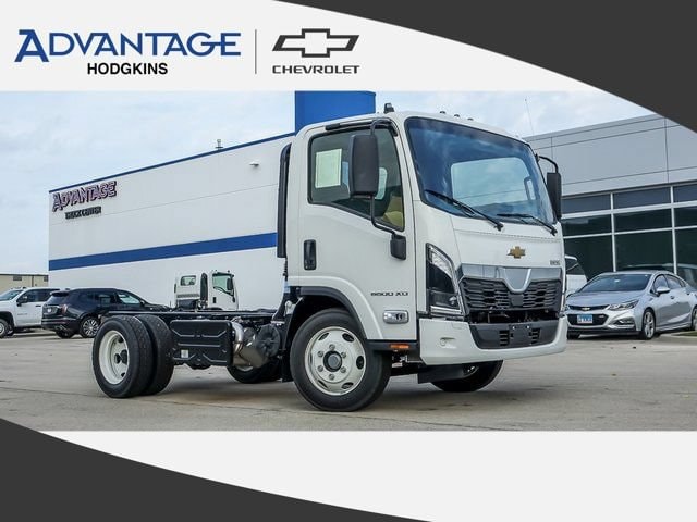 2025 Chevrolet Low Cab Forward's photo