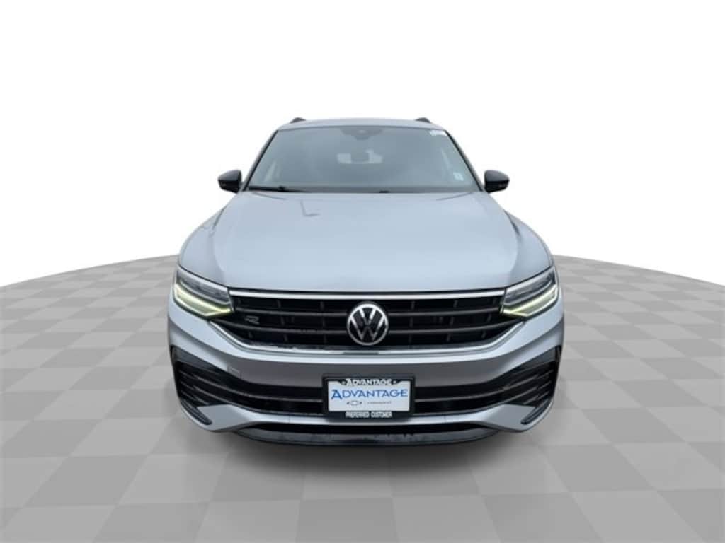 Used 2022 Volkswagen Tiguan 2.0T SE R-Line Black SUV