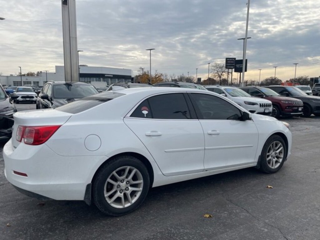Used 2016 Chevrolet Malibu Limited LT Car