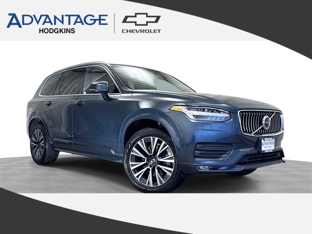 2022 Volvo XC90 Momentum's photo