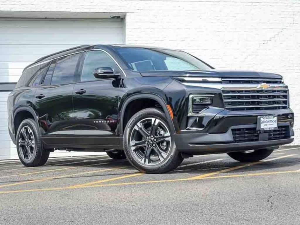 New 2027 Chevrolet Traverse LT SUV